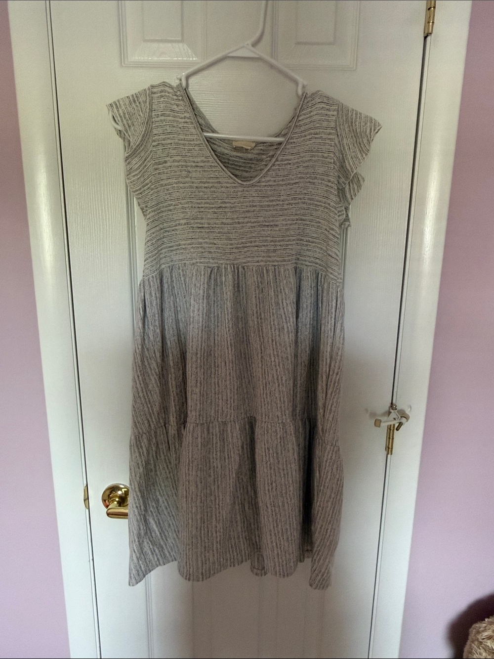 Caution To The Wind Gray Heathered V-Neck Knit